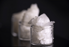 查验有资历证、金