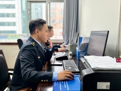 <strong>做人员连结通信通</strong>